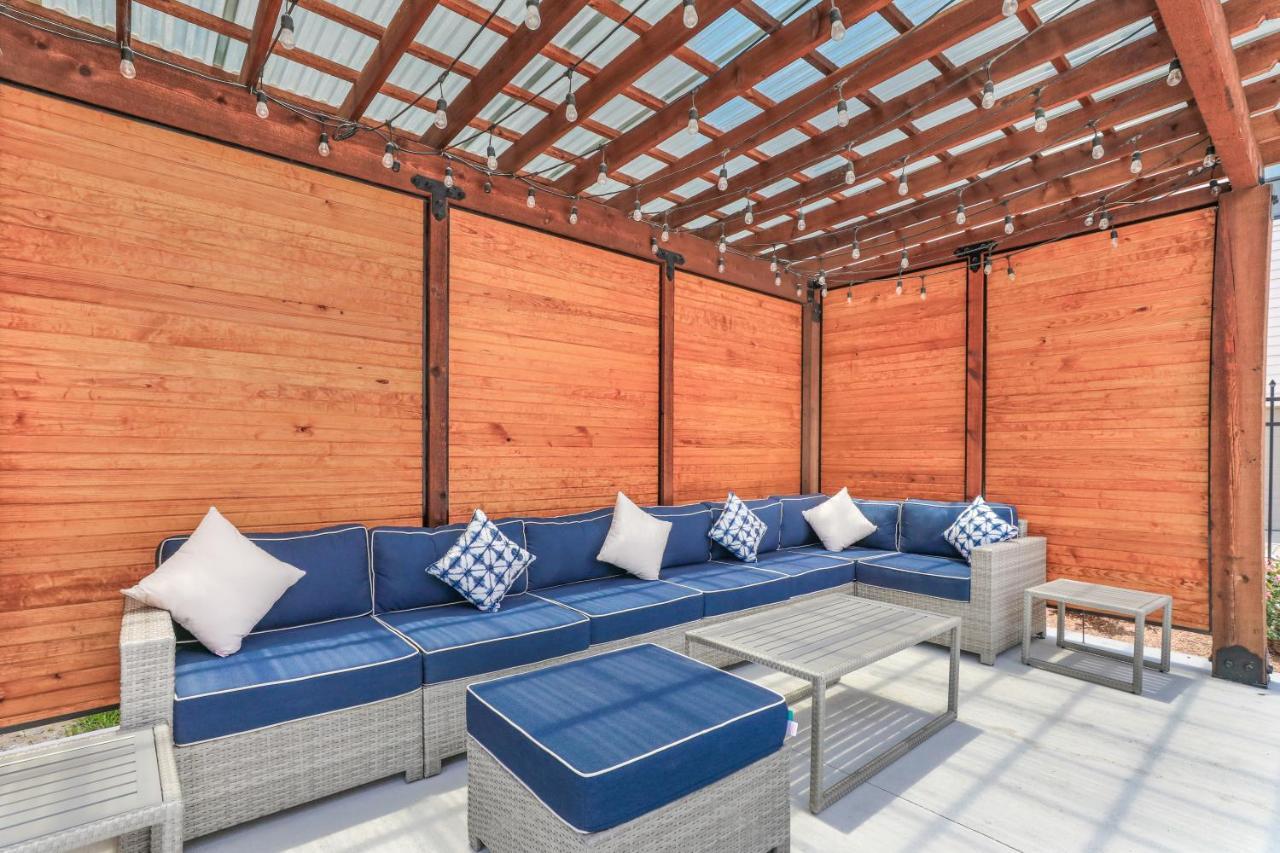 Stunning Townhouse With Amenities Villa New Orleans Exterior photo