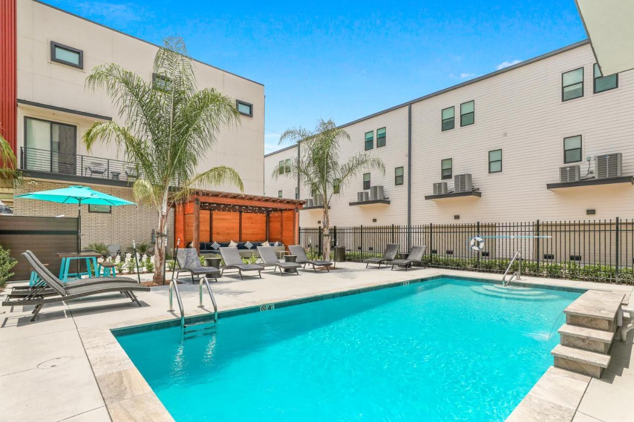 Stunning Townhouse With Amenities Villa New Orleans Exterior photo