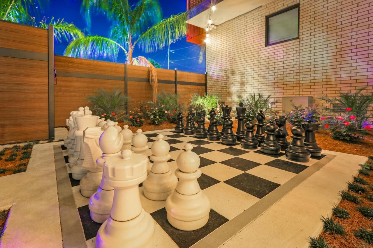 Stunning Townhouse With Amenities Villa New Orleans Exterior photo